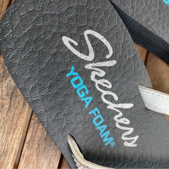 Skechers Black and Silver Sandals - Picture 4 of 4